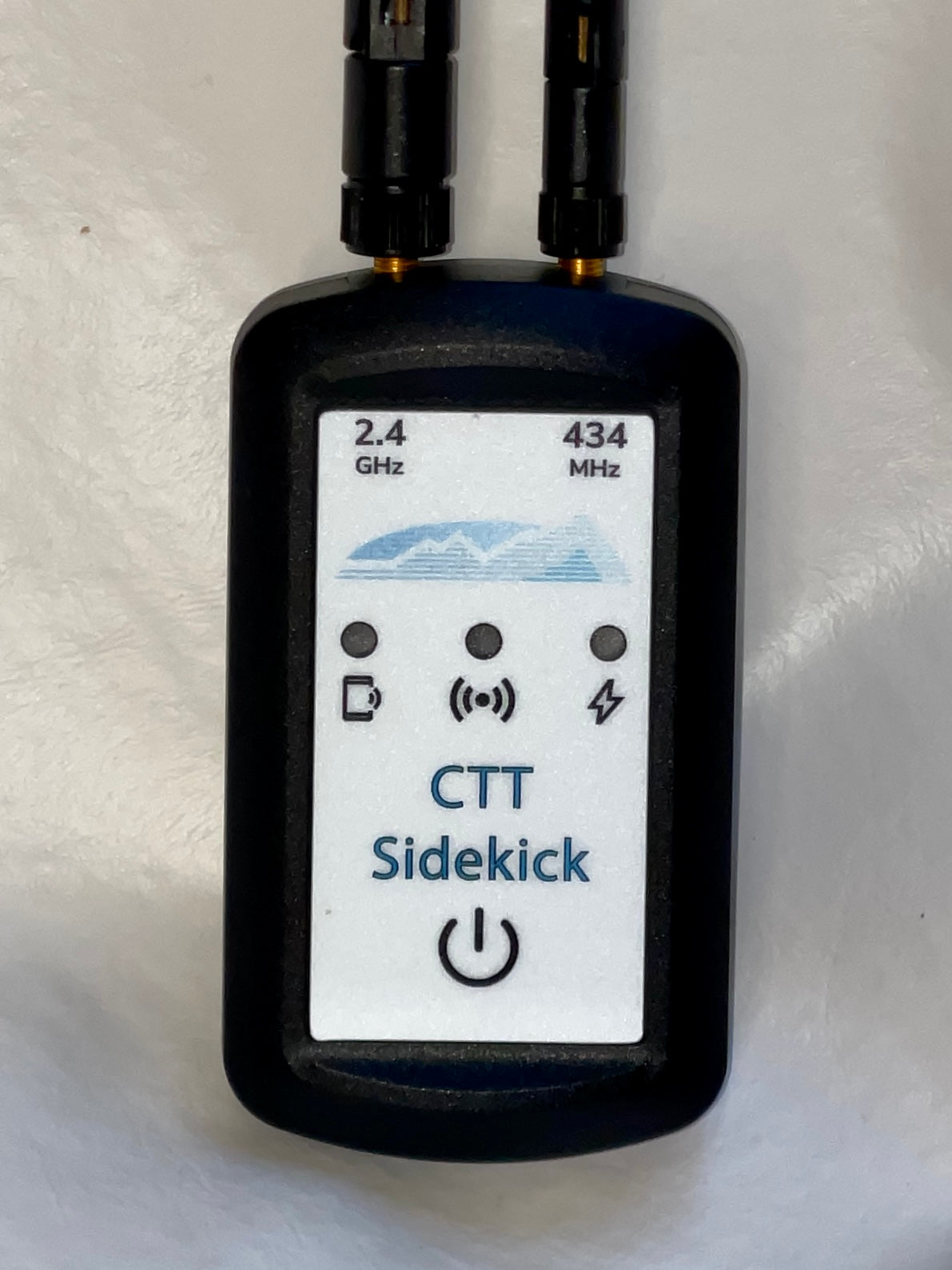 CTT Sidekick Module with both 2.4GHz and 434MHz omni antennas attached